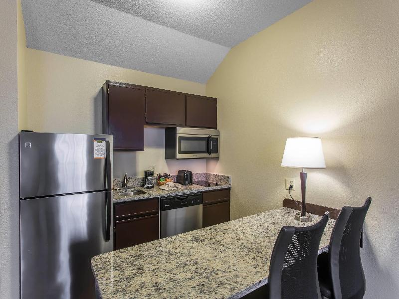 MainStay Suites Brentwood image