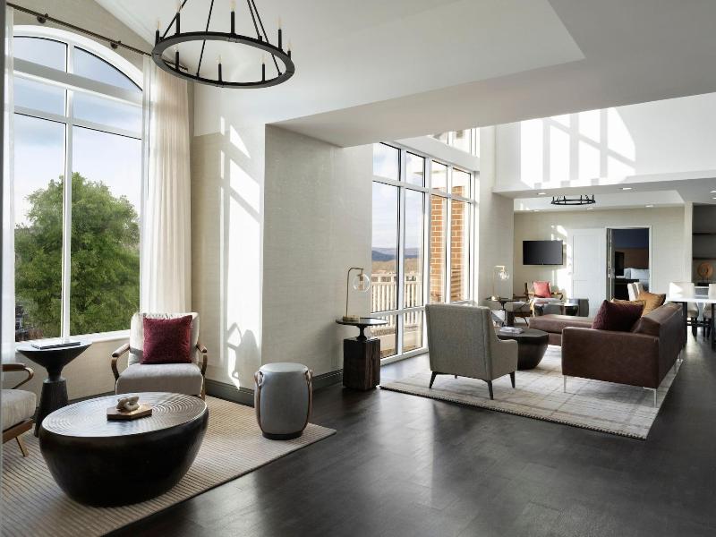 Inn At Bellefield Hyde Park image