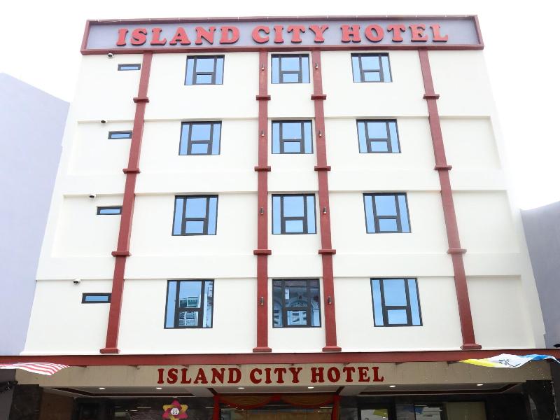 Capital O 90897 Island City Hotel image
