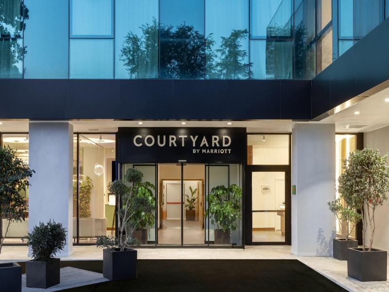 Courtyard Milano Linate image
