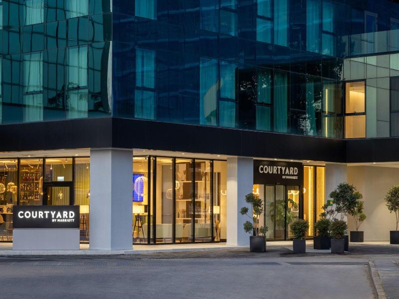 Courtyard Milano Linate image