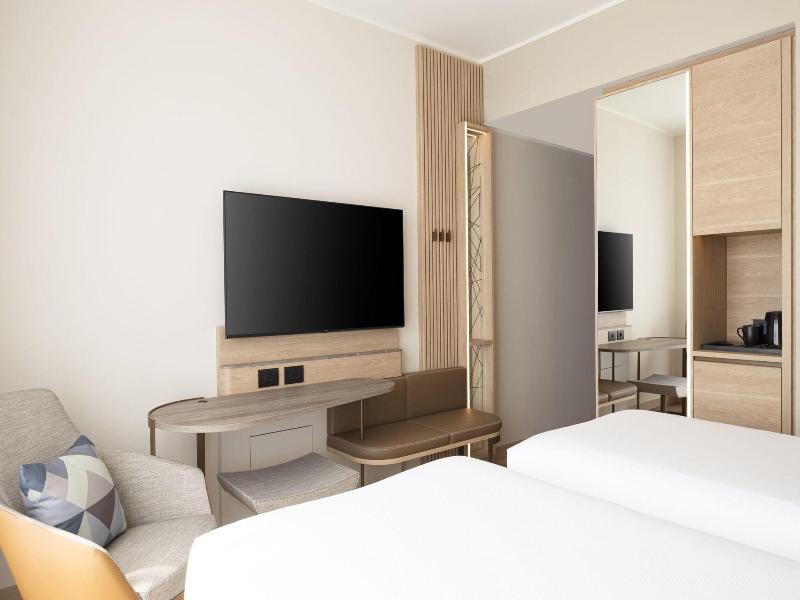 Courtyard Milano Linate image