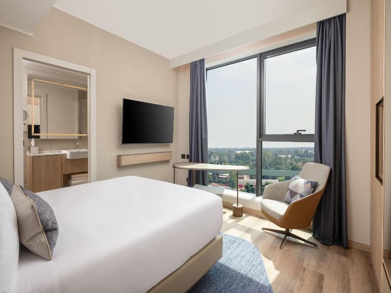 Courtyard Milano Linate image