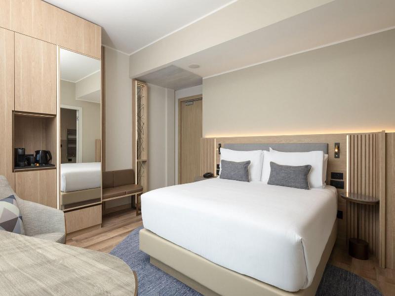 Courtyard Milano Linate image