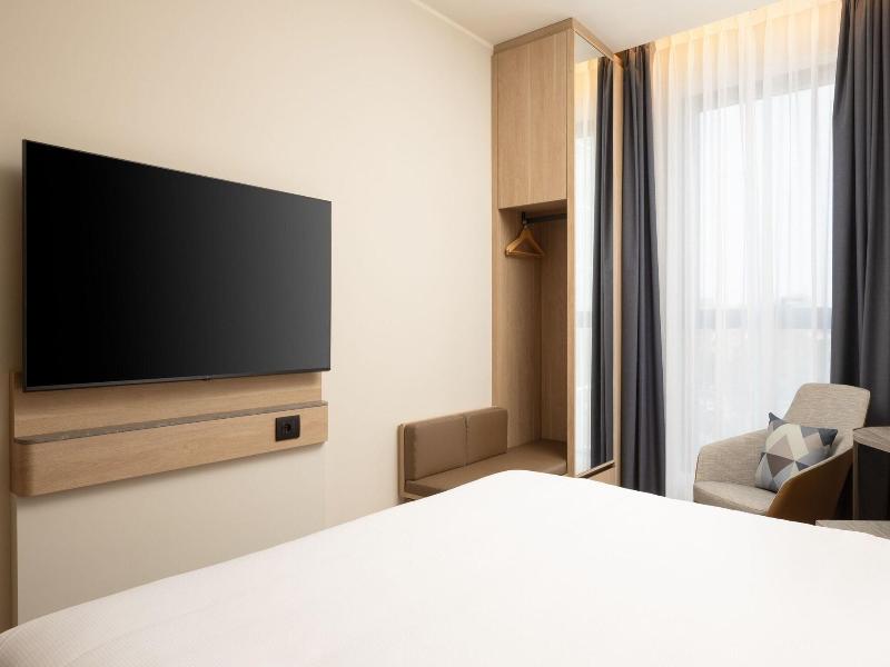 Courtyard Milano Linate image