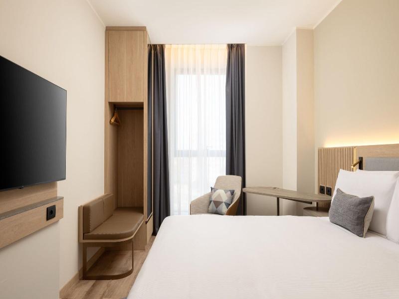 Courtyard Milano Linate image