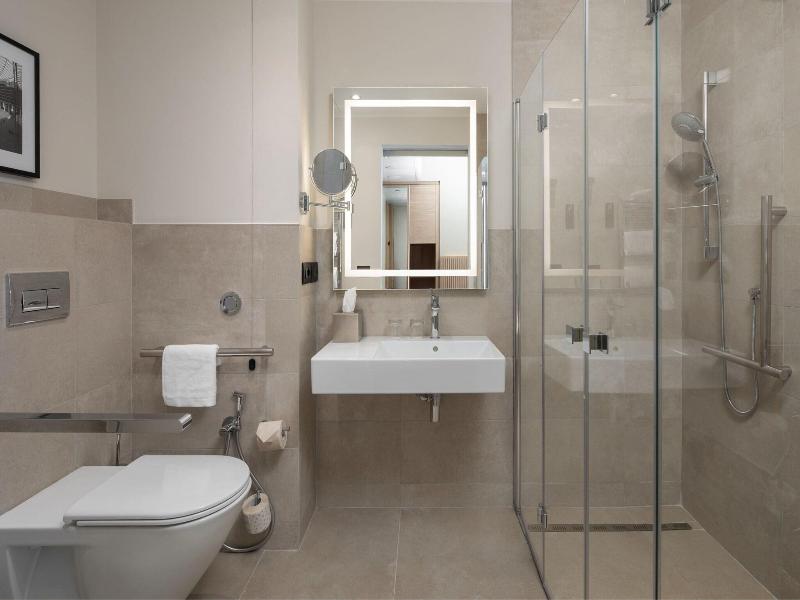 Courtyard Milano Linate image