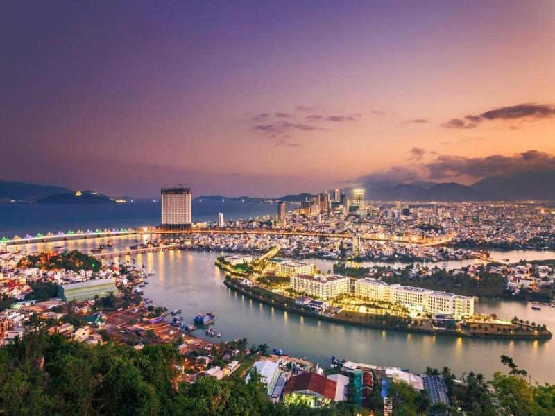 Golden Lotus Central Hotel image