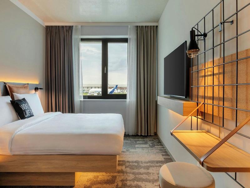 Moxy Hamburg - Finkenwerder image