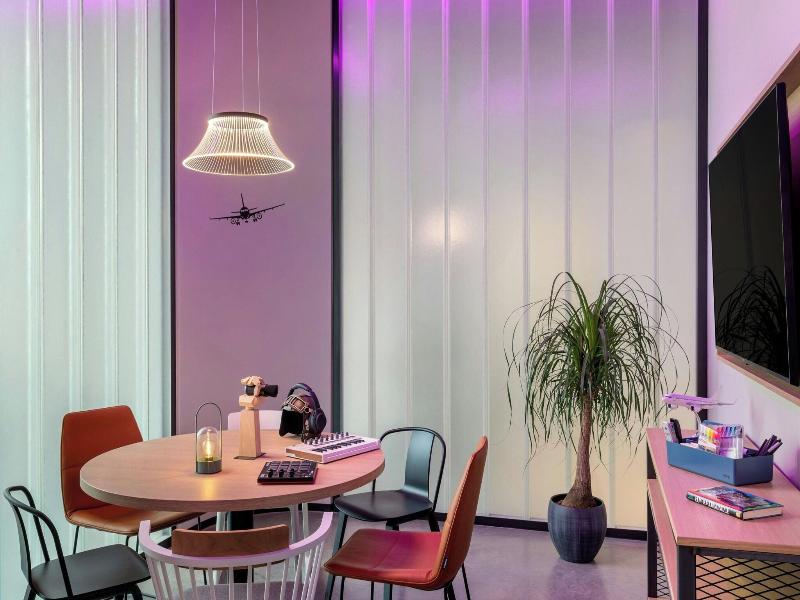 Moxy Hamburg - Finkenwerder image