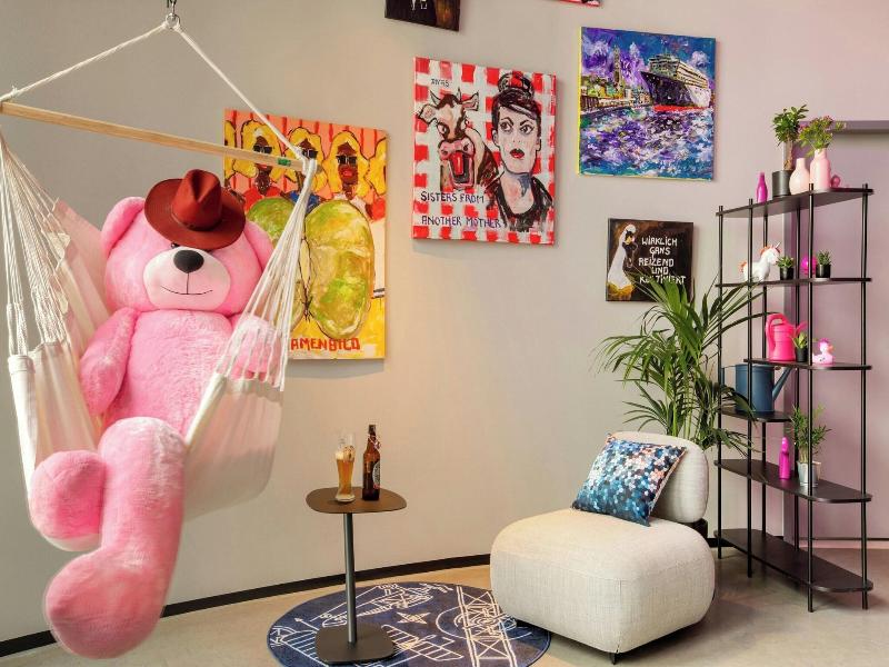 Moxy Hamburg - Finkenwerder image