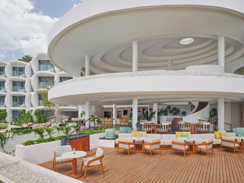 Veranda Resort Phuket, Autograph Collection image