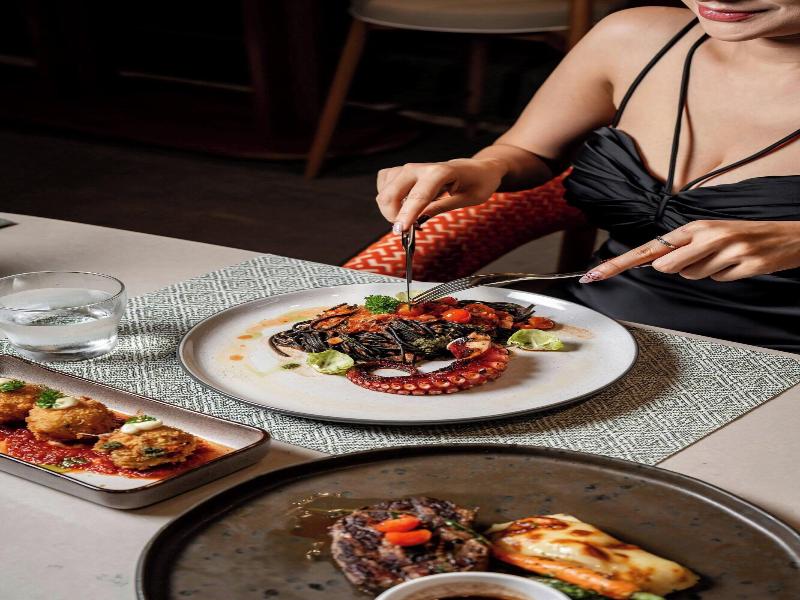 Veranda Resort Phuket, Autograph Collection image