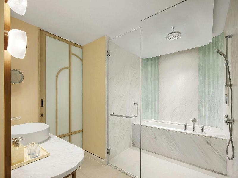 Veranda Resort Phuket, Autograph Collection image