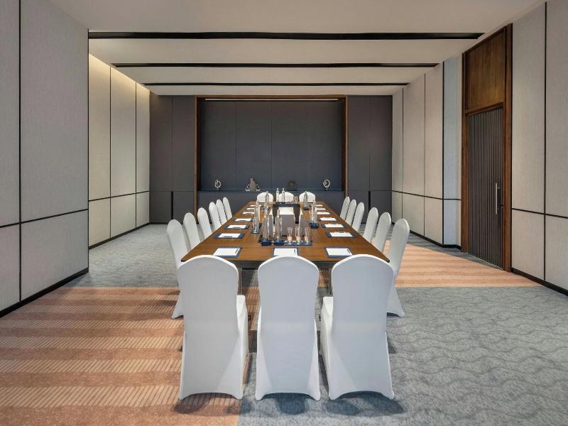 Four Points By Sheraton Chennai, Velachery image