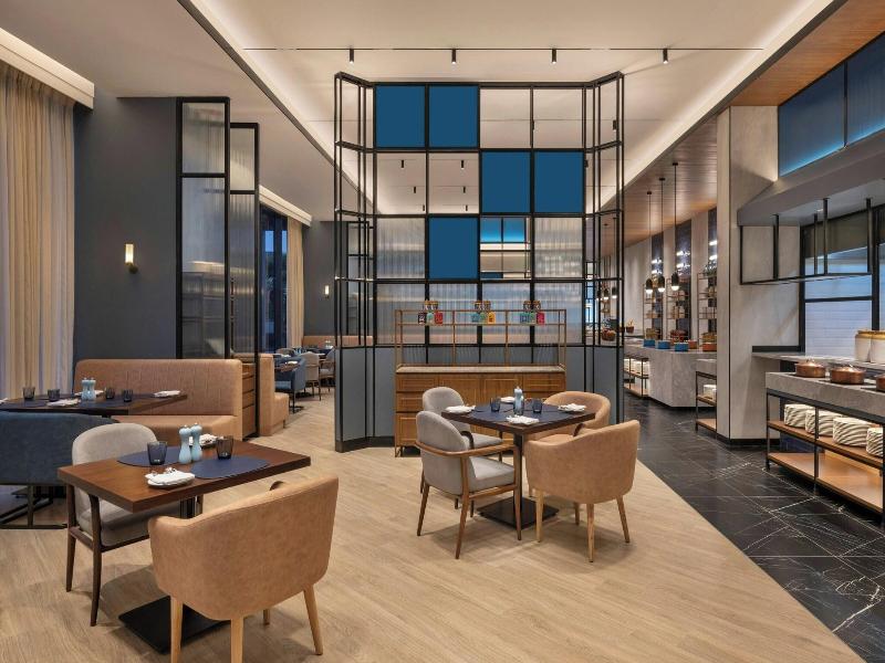 Four Points By Sheraton Chennai, Velachery image