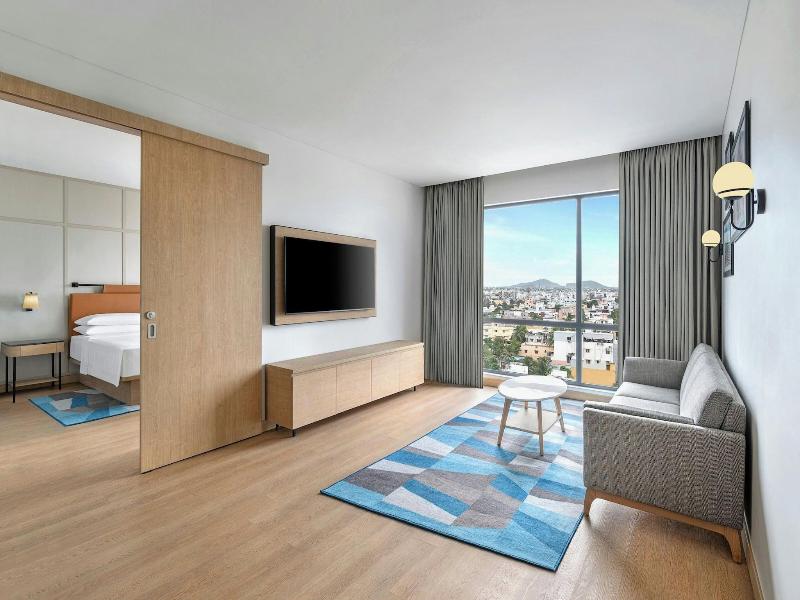 Four Points By Sheraton Chennai, Velachery image