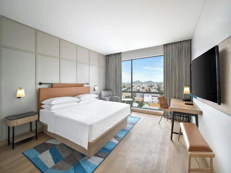 Four Points By Sheraton Chennai, Velachery image