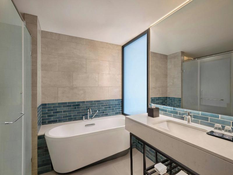 Four Points By Sheraton Chennai, Velachery image