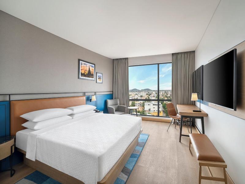 Four Points By Sheraton Chennai, Velachery image