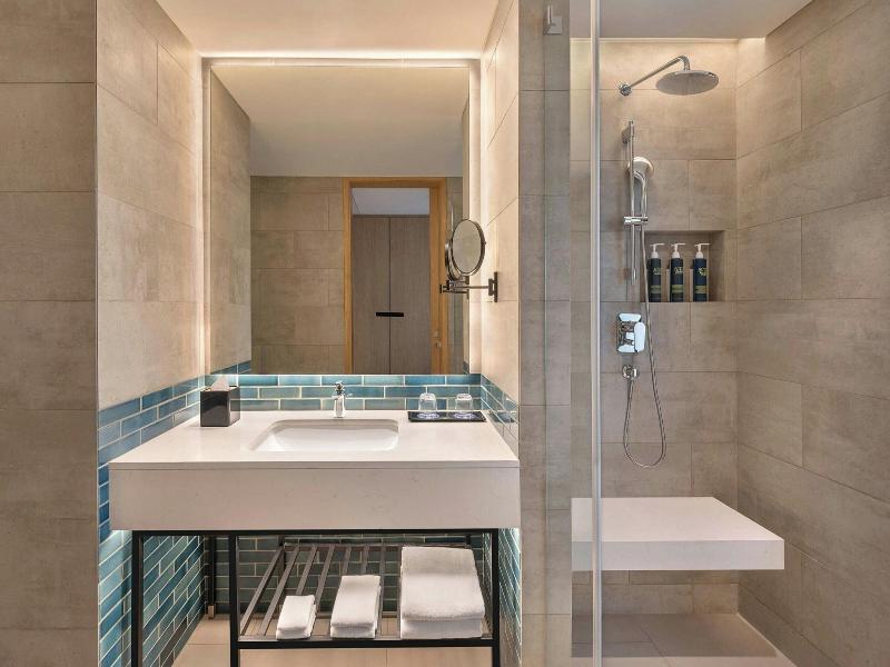 Four Points By Sheraton Chennai, Velachery image