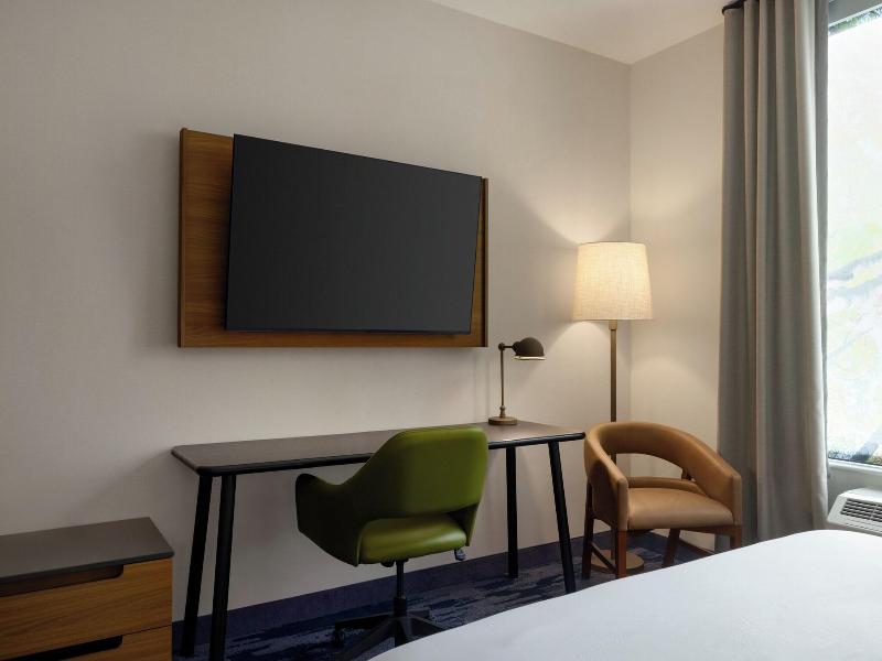 Fairfield By Marriott Inn & Suites Lancaster image