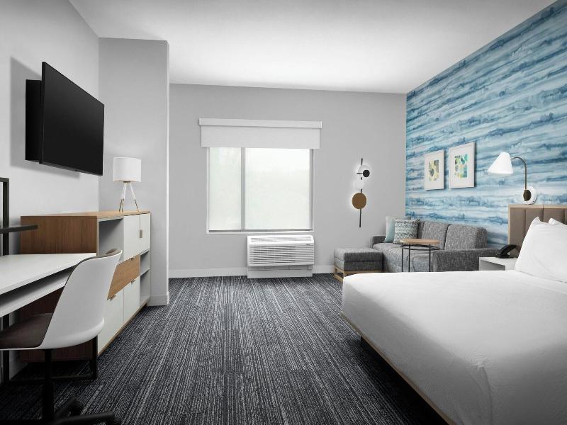 Towneplace Suites By Marriott Lake City image