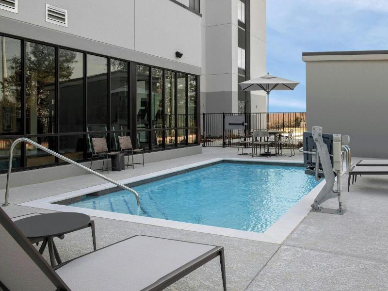 Towneplace Suites By Marriott Paris image