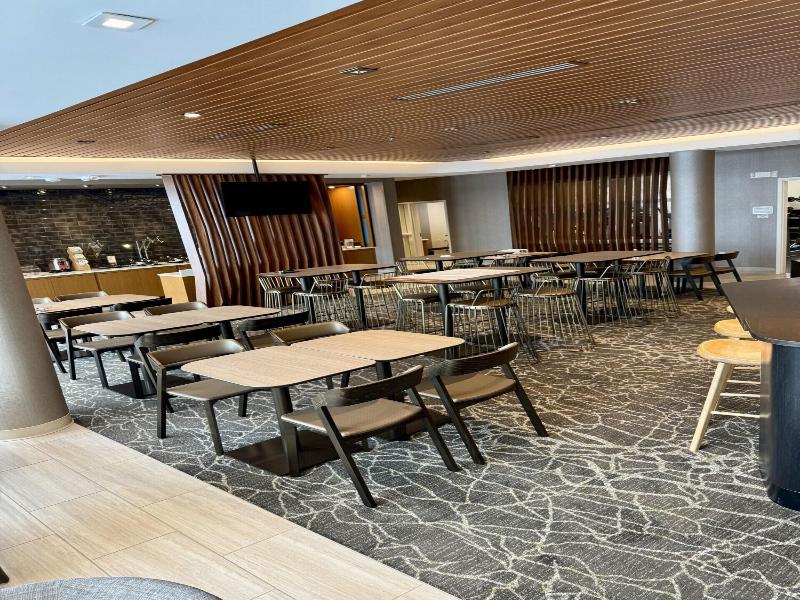 Springhill Suites By Marriott Fargo