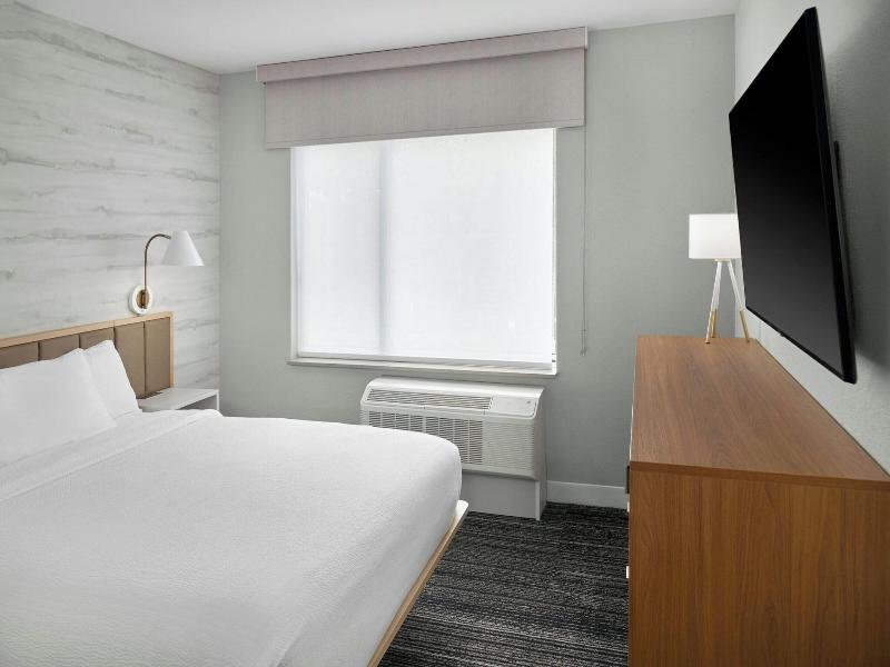 Towneplace Suites By Marriott Lansing North 5