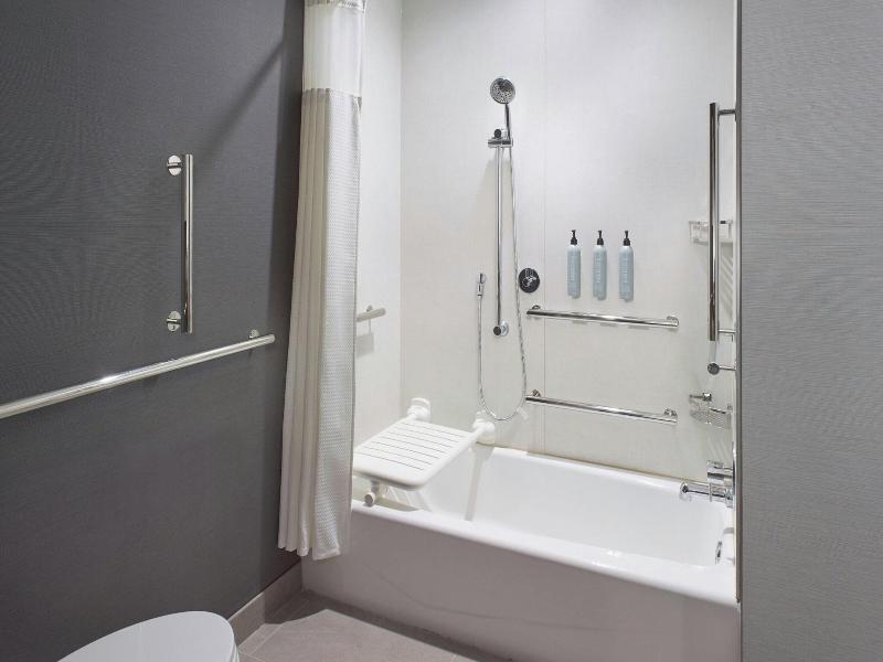 Courtyard By Marriott Atlanta Covington image