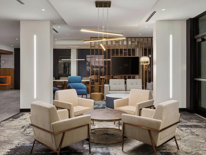 Courtyard by Marriott Denver Downtown West