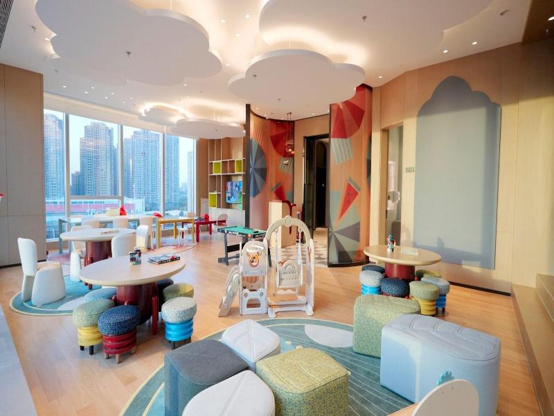 Le Meridien Nantong image