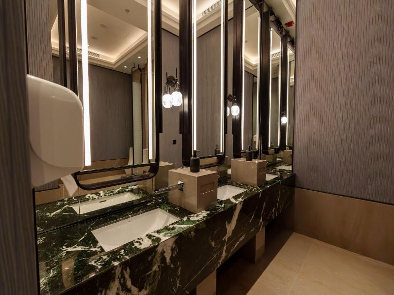 Le Meridien Nantong image