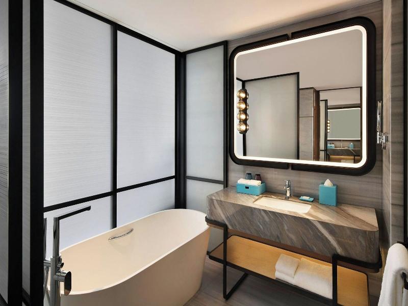 Le Meridien Nantong image