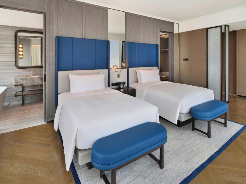 Le Meridien Nantong image