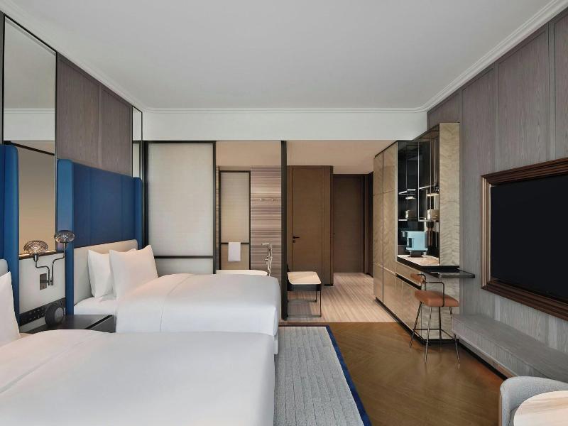 Le Meridien Nantong image