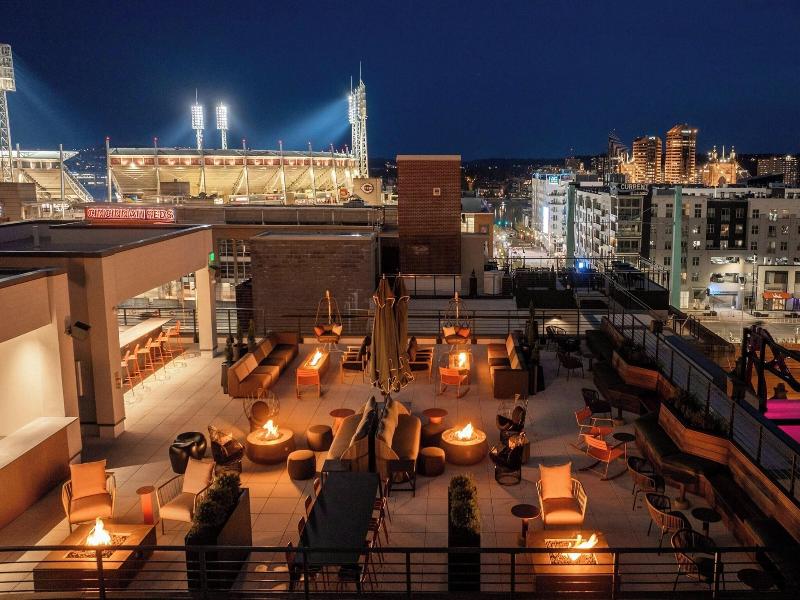 Moxy Cincinnati Downtown image