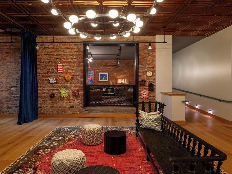 Moxy Cincinnati Downtown image