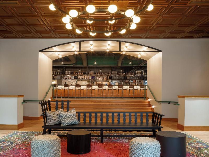 Moxy Cincinnati Downtown image