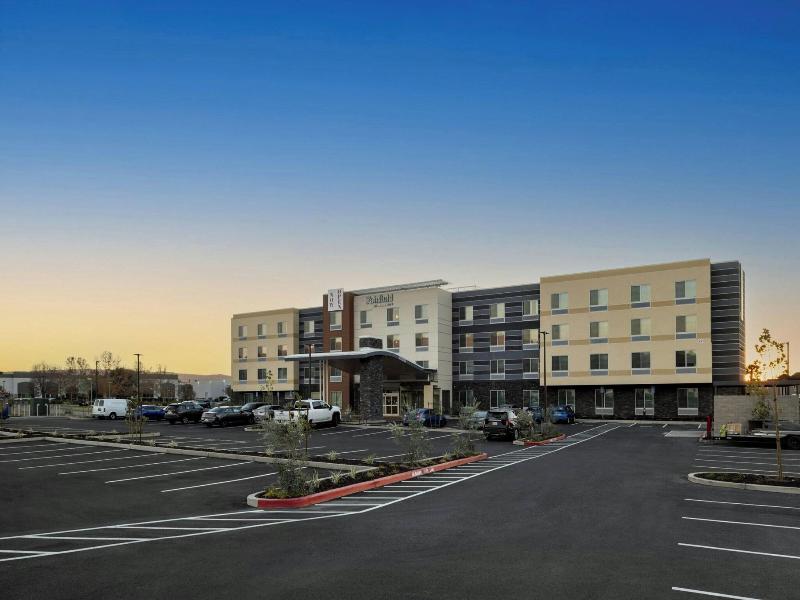 Fairfield Inn & Suites Livermore image