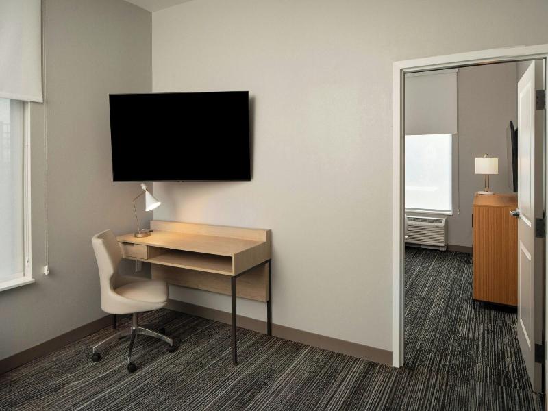 Towneplace Suites By Marriott Atlanta Fairburn image