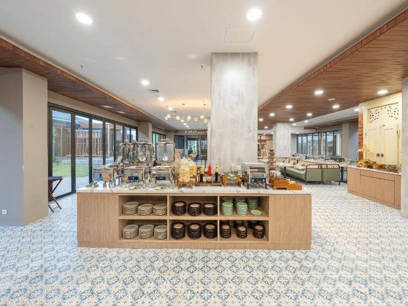 Myze Hotel Sumenep image