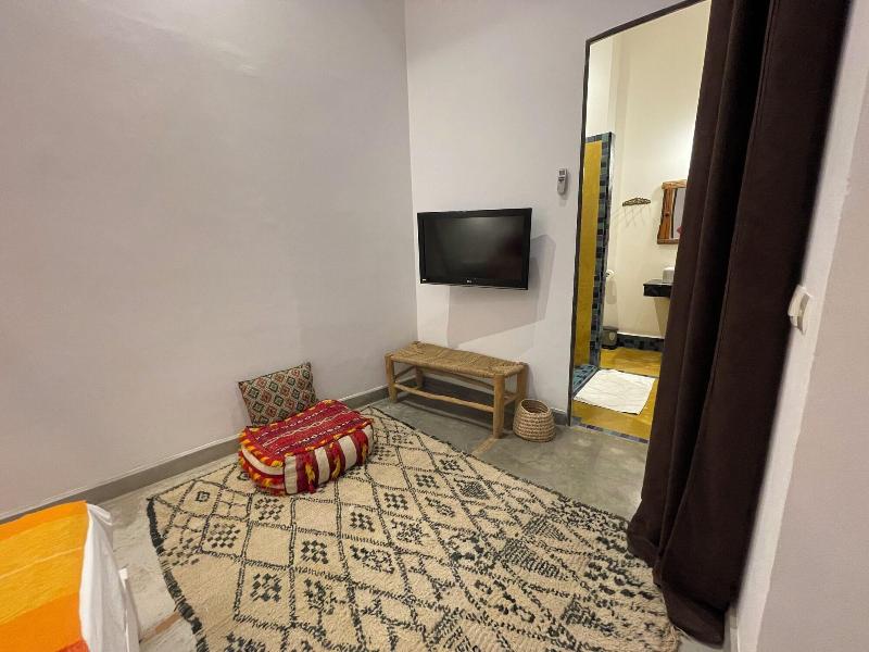 Riad Samarine image