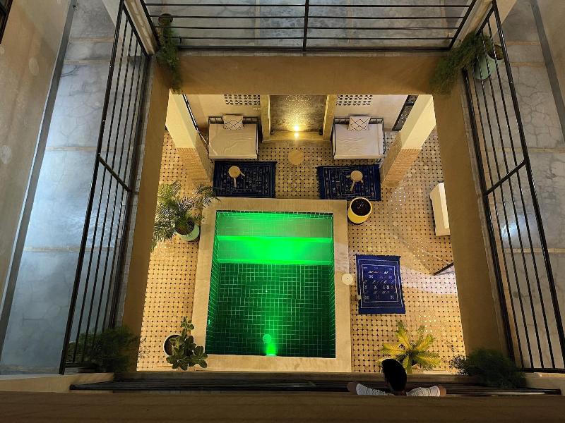 Riad Samarine image