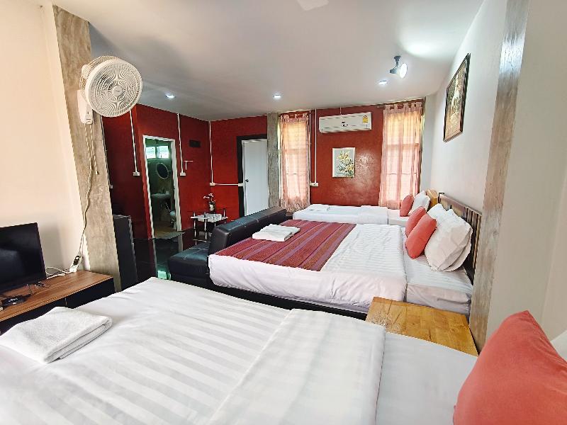 room detail thumbnail 1