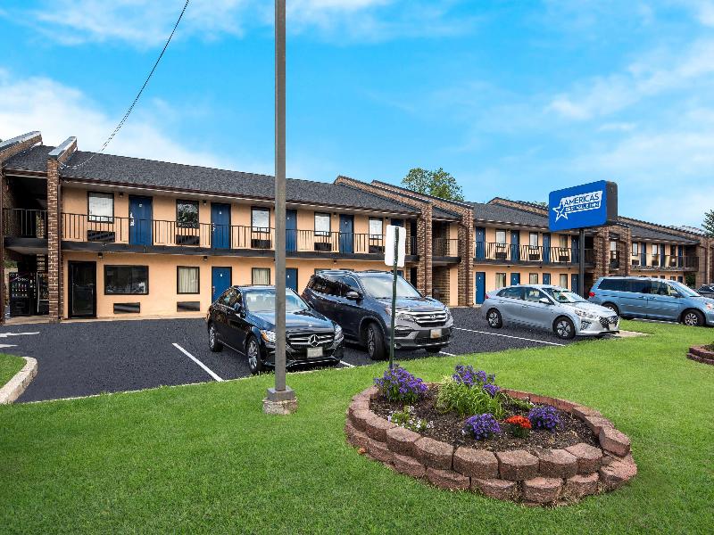 Econo Lodge Laurel Racetrack image