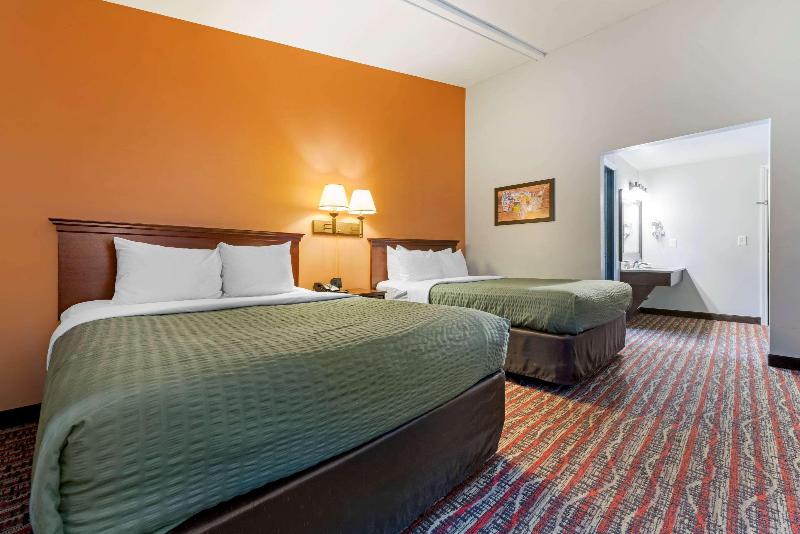Econo Lodge Lakeside image