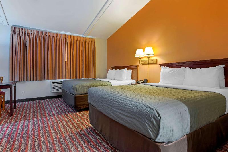 Econo Lodge Lakeside image