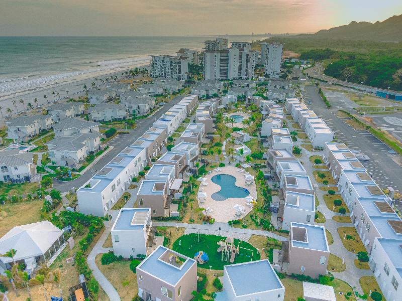 Playa Caracol Rentals image